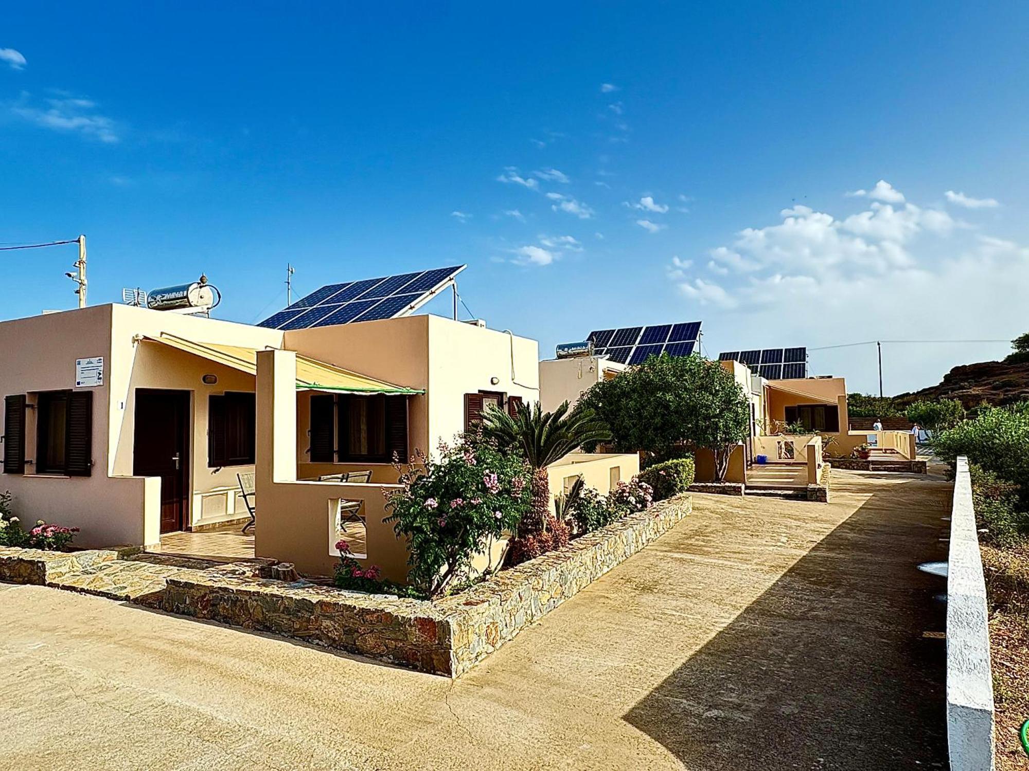 Rousolakos Pool Apartments パレカストロ エクステリア 写真